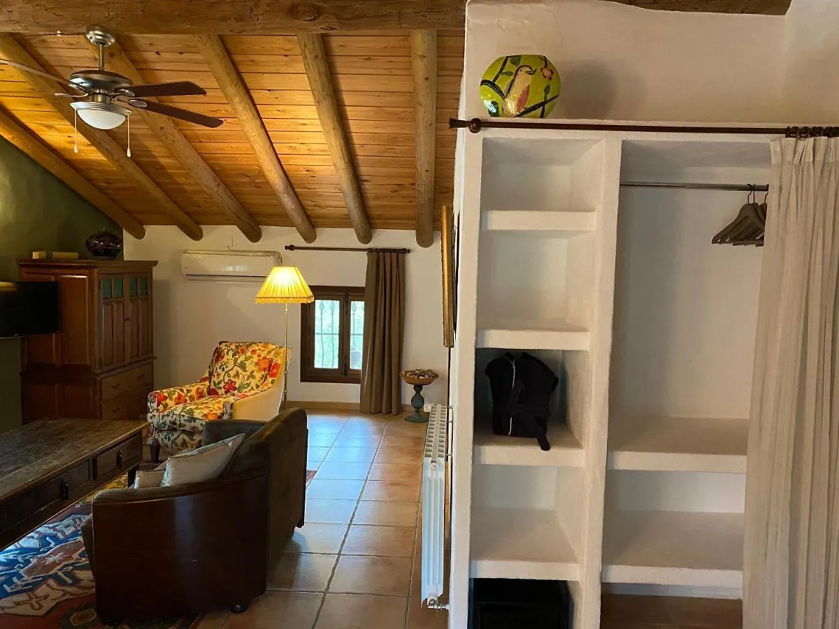 Valle del Arroyo Casas Rurales - B&B - Solo adultos Cortelazor
