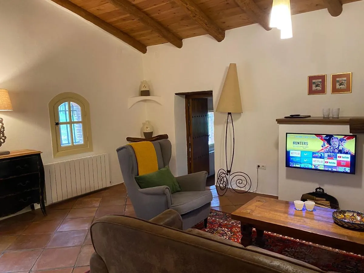 Valle del Arroyo Casas Rurales - B&B - Solo adultos Cortelazor
