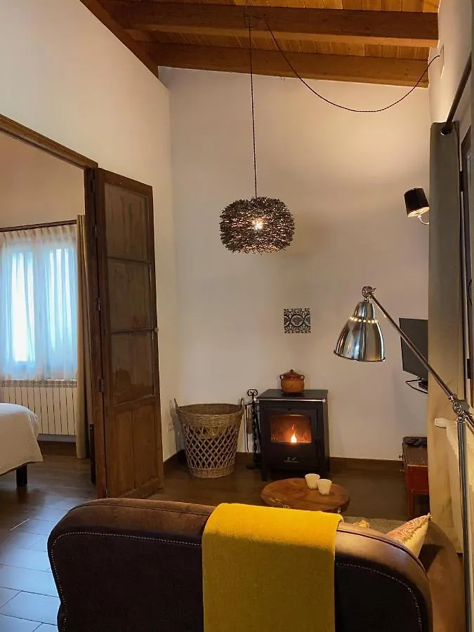Valle del Arroyo Casas Rurales - B&B - Solo adultos Cortelazor